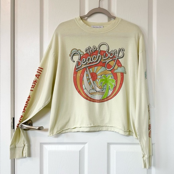 Daydreamer Beach Boys Graphic Long Sleeve Crop Top - Picture 3 of 8